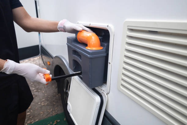 Best Porta potty delivery and setup  in Papillion, NE